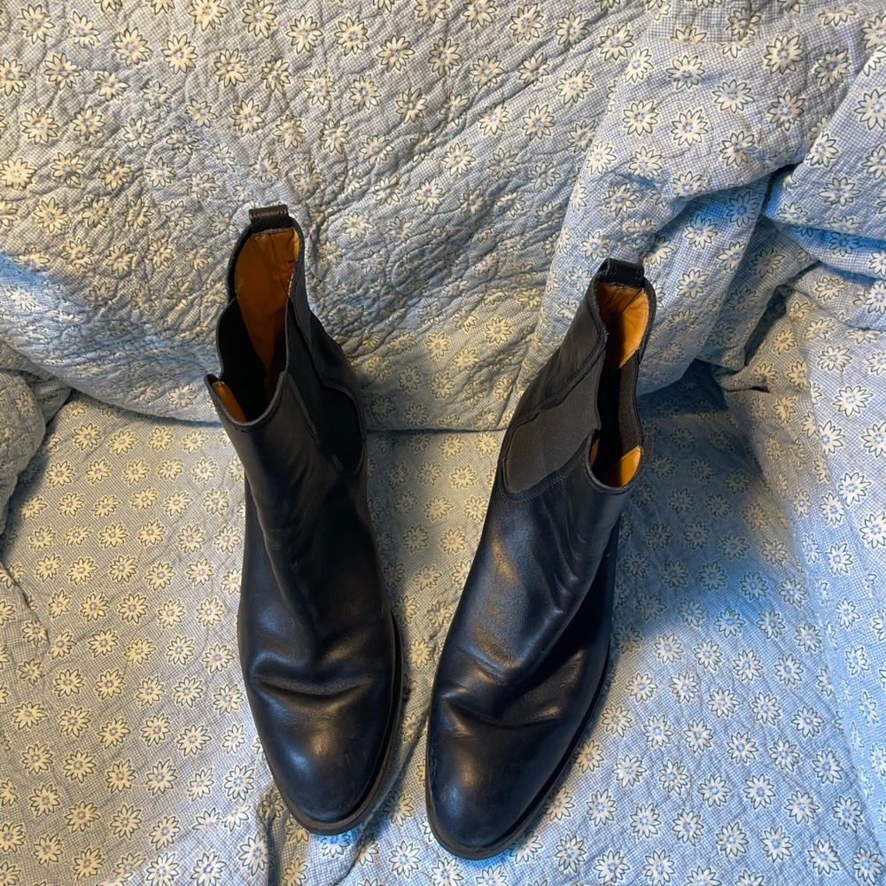 Tod’s Black Leather Women’s Chelsea Boots